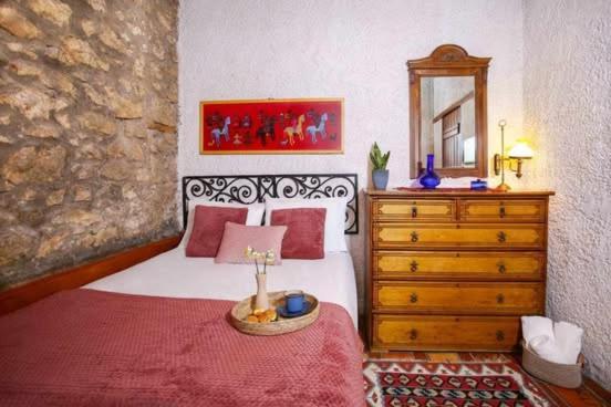 Lílaia Mariolata Stone House 빌라 외부 사진